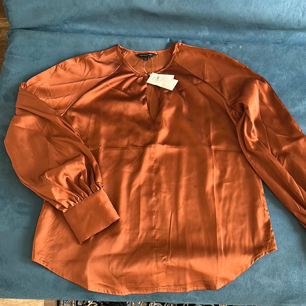 Banana Republic keyhole blouse